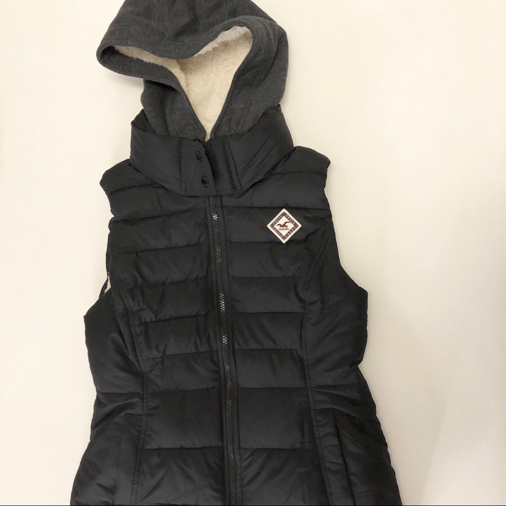 Hooded Sherpa Puffer Vest
